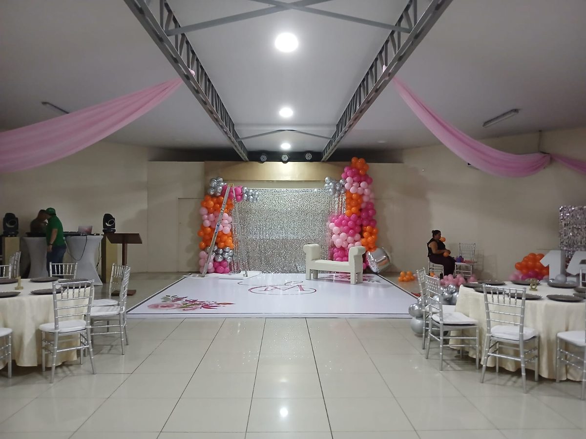 Escenario floral colorido